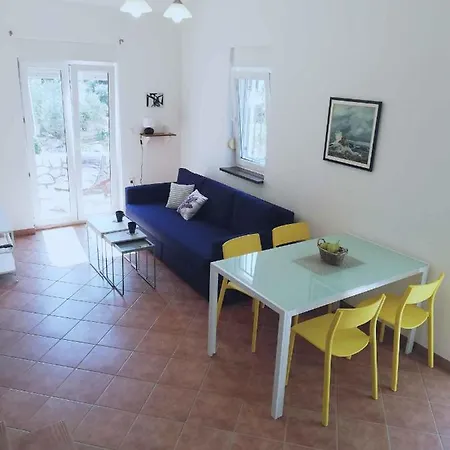 Lägenhet In With Two-bedrooms 2